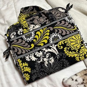 Vera Bradley Hanging Travel Organizer